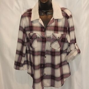 Eden & Olivia Red Plaid Knit Flannel Shacket L/S Roll Tab JrL, fleece Lined Back